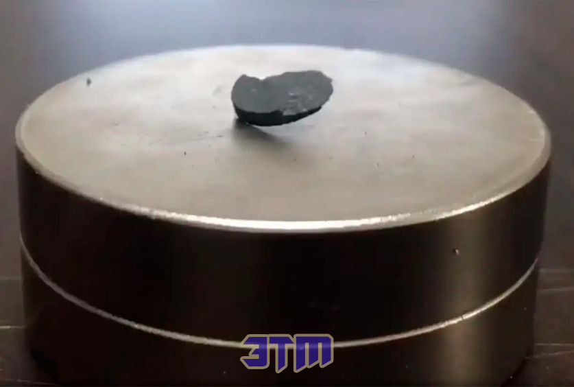 Растет волнение по поводу потенциально нового "чудо-сверхпроводника", способного изменить мир 2 сверхпроводник