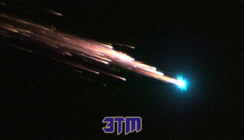 Отработавшие спутники SpaceX могут ослабить магнитное поле Земли 2 спутник