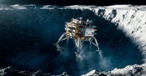Поиск льда на Луне приостановлен из-за переноса исторической миссии Чанъэ-7 1 Прыгающий зонд миссии Чанъэ-7 спускается в темный кратер для поиска льда на Луне.